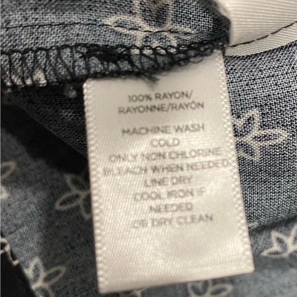 Loft Bell Sleeve Dress - Picture 8 of 8